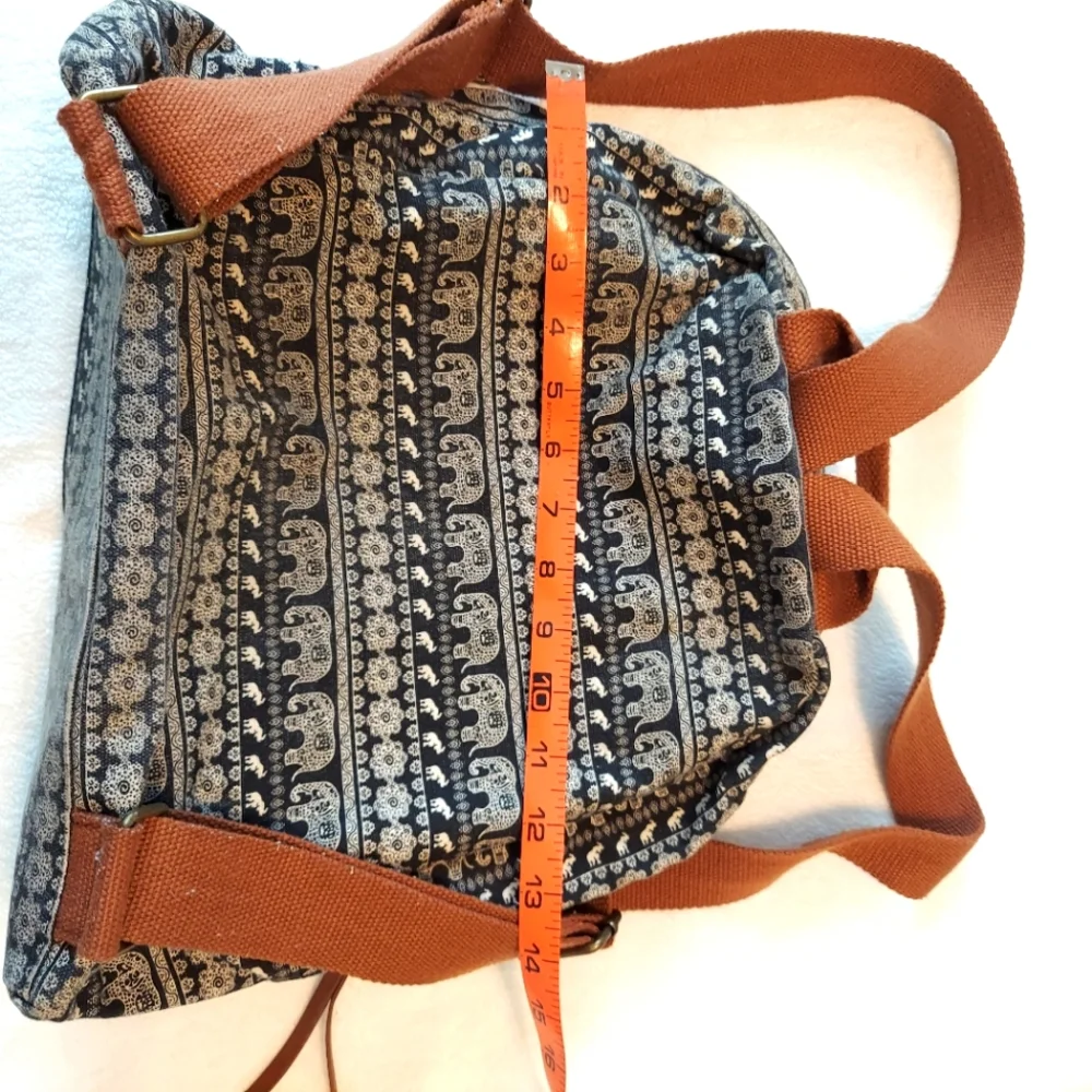 American Eagle knapsack Back Pack Book Bag Pockets Zipper 16x16